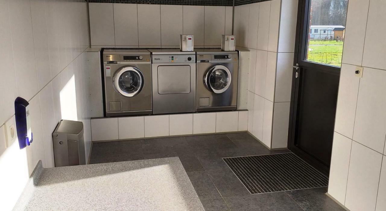 Vakantiepark Wilhelm Tell Vakantieappartement Opglabbeek ภายนอก รูปภาพ